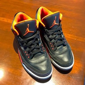 Jordan 3 Crimson